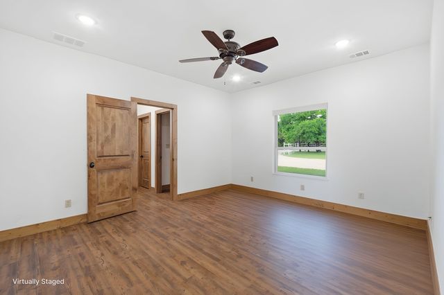 1632 County Road 4125, Iredell, TX 76649