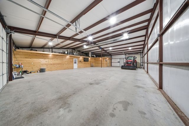 1632 County Road 4125, Iredell, TX 76649