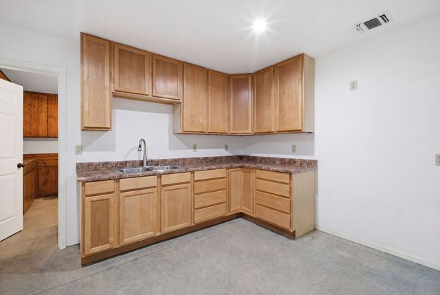 1632 County Road 4125, Iredell, TX 76649