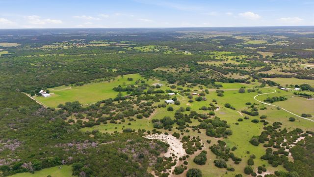 1632 County Road 4125, Iredell, TX 76649