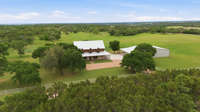 1632 County Road 4125, Iredell, TX 76649