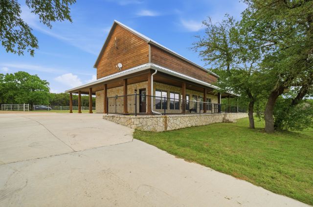 1632 County Road 4125, Iredell, TX 76649