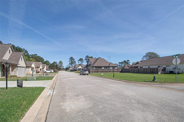 120 Sunshine Lane, Livingston, TX 77351