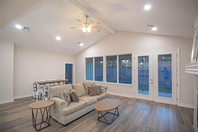 120 Sunshine Lane, Livingston, TX 77351