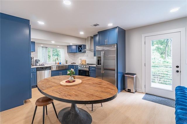 2341 Brenda Drive SE, Smyrna, GA 30080