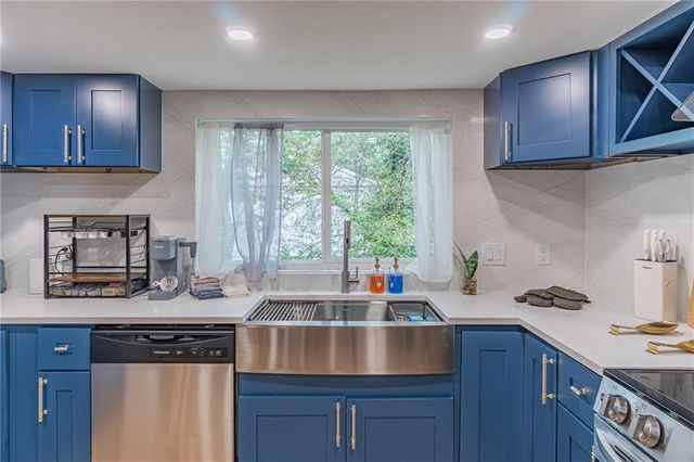 2341 Brenda Drive SE, Smyrna, GA 30080