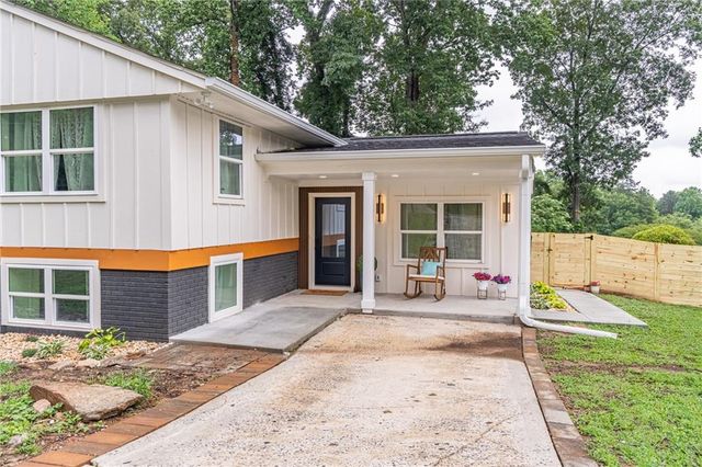 2341 Brenda Drive SE, Smyrna, GA 30080