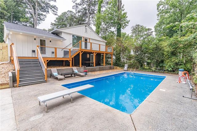 2341 Brenda Drive SE, Smyrna, GA 30080