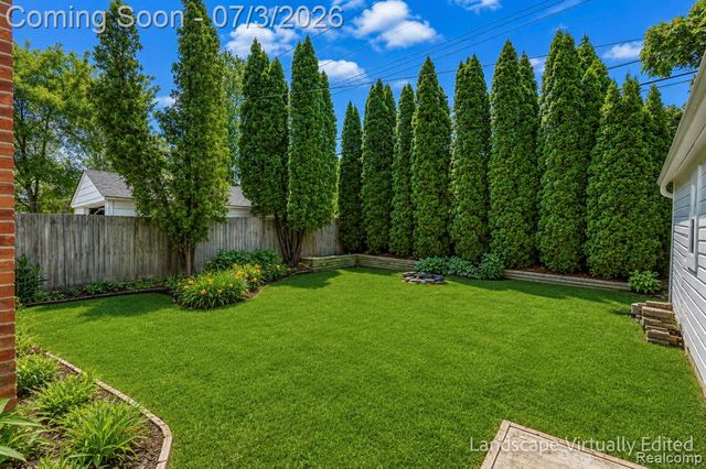 4335 W 14 Mile Road, Royal Oak, MI 48073