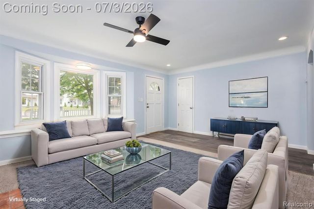 4335 W 14 Mile Road, Royal Oak, MI 48073