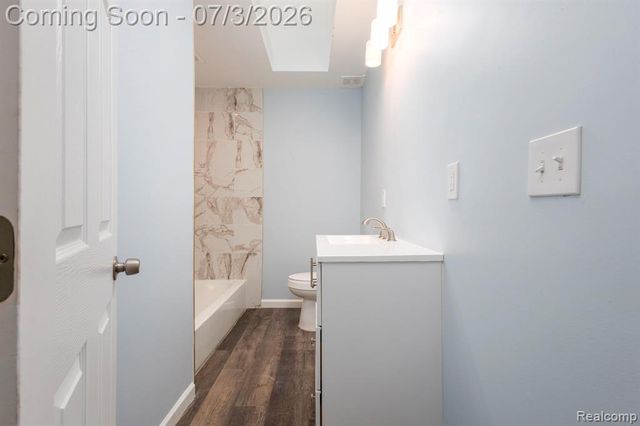 4335 W 14 Mile Road, Royal Oak, MI 48073