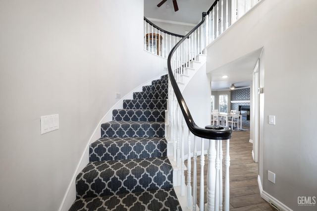 6400 Madonna Avenue, Bakersfield, CA 93308