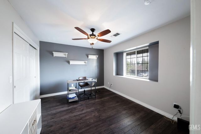 6400 Madonna Avenue, Bakersfield, CA 93308