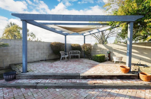 6400 Madonna Avenue, Bakersfield, CA 93308