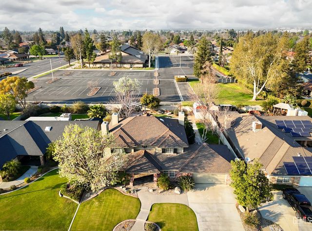 6400 Madonna Avenue, Bakersfield, CA 93308