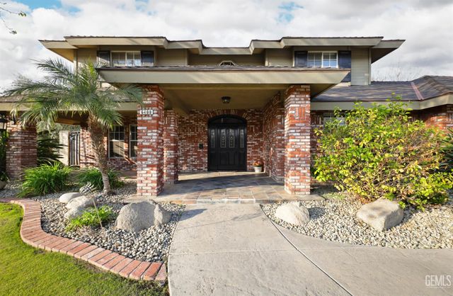 6400 Madonna Avenue, Bakersfield, CA 93308