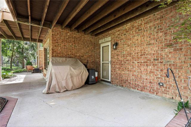 1209 Club View Drive, Centerville, OH 45458