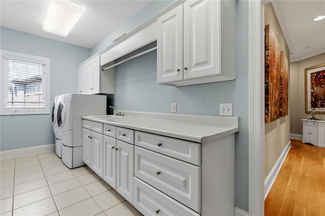 1209 Club View Drive, Centerville, OH 45458