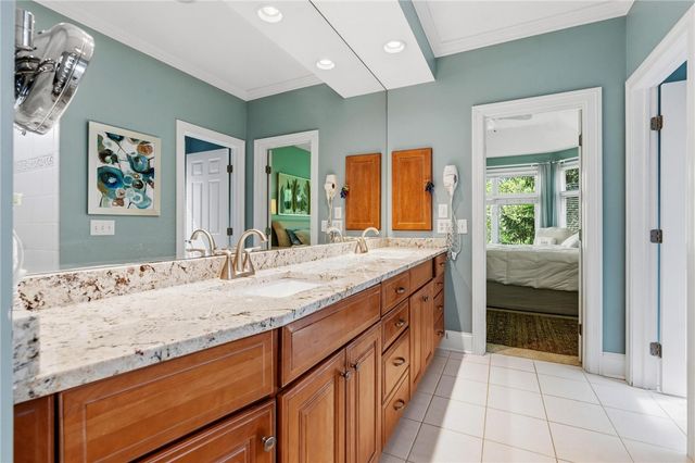 1209 Club View Drive, Centerville, OH 45458