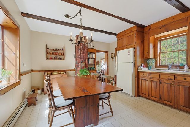 681 Washington St, Pembroke, MA 02359