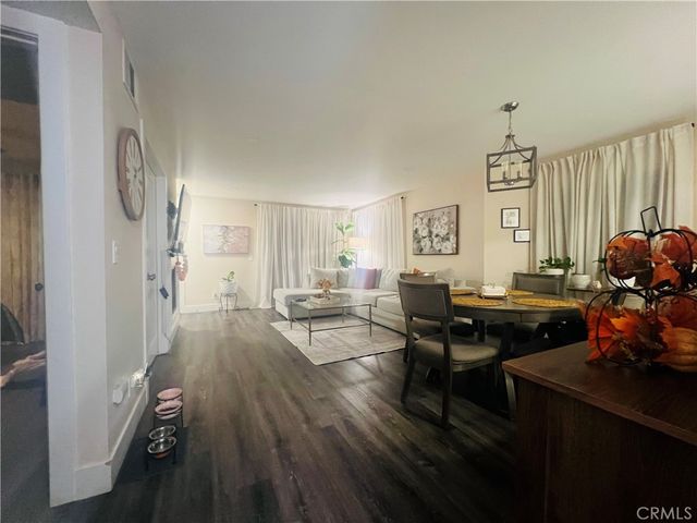 26972 Flo 305, Canyon Country, CA 91351