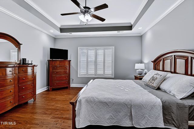 2011 Carson Way, Piney Flats, TN 37686
