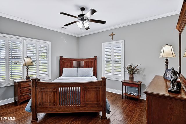 2011 Carson Way, Piney Flats, TN 37686