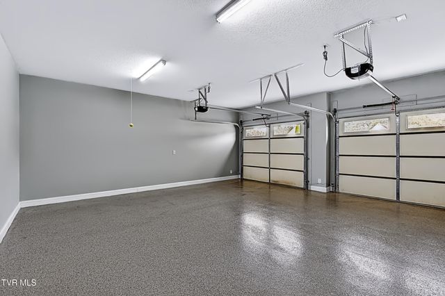 2011 Carson Way, Piney Flats, TN 37686