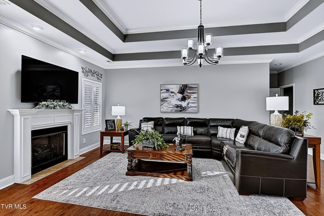 2011 Carson Way, Piney Flats, TN 37686