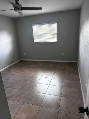 5800 HOLLYWOOD BOULEVARD 116, Sarasota, FL 34231
