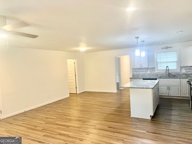 5712 Attucks Boulevard, Morrow, GA 30260
