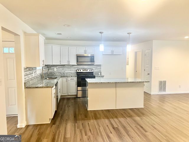 5712 Attucks Boulevard, Morrow, GA 30260