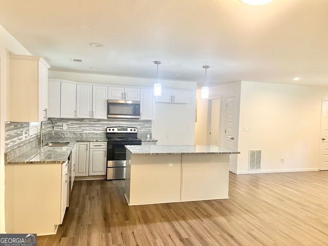 5712 Attucks Boulevard, Morrow, GA 30260