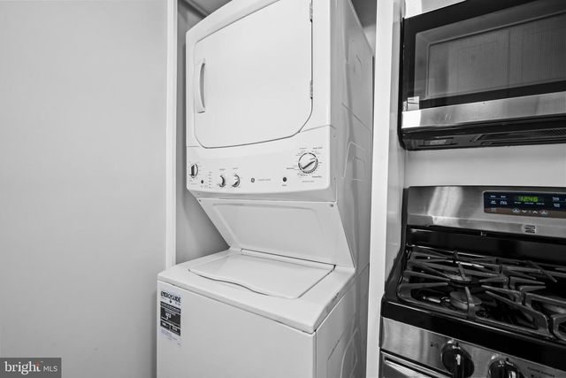 6892 HAWTHORNE ST, Hyattsville, MD 20785