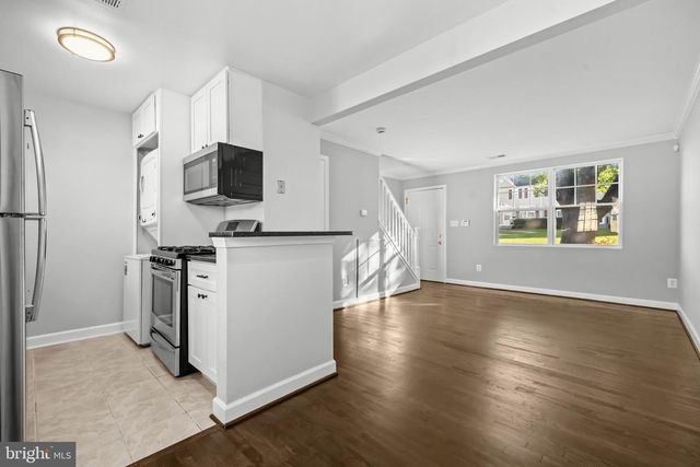 6892 HAWTHORNE ST, Hyattsville, MD 20785