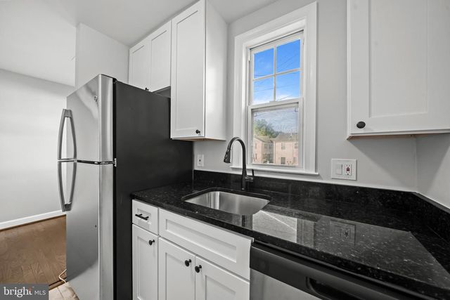 6892 HAWTHORNE ST, Hyattsville, MD 20785