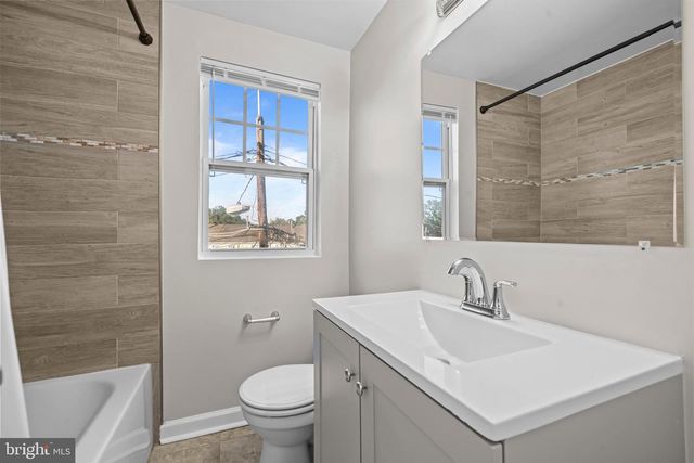 6892 HAWTHORNE ST, Hyattsville, MD 20785