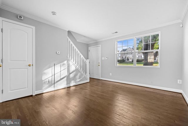 6892 HAWTHORNE ST, Hyattsville, MD 20785