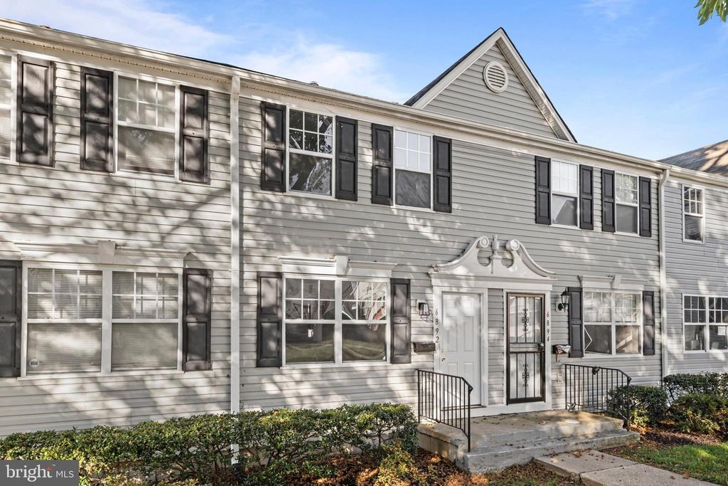 6892 HAWTHORNE ST, Hyattsville, MD 20785