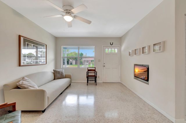 234 NE 20th Street, Delray Beach, FL 33444