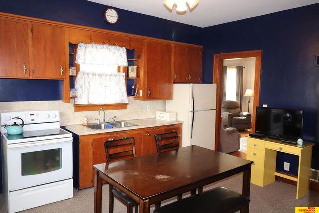 1140 N Main Street, Fremont, NE 68025