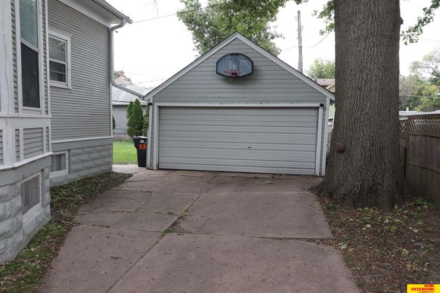 1140 N Main Street, Fremont, NE 68025