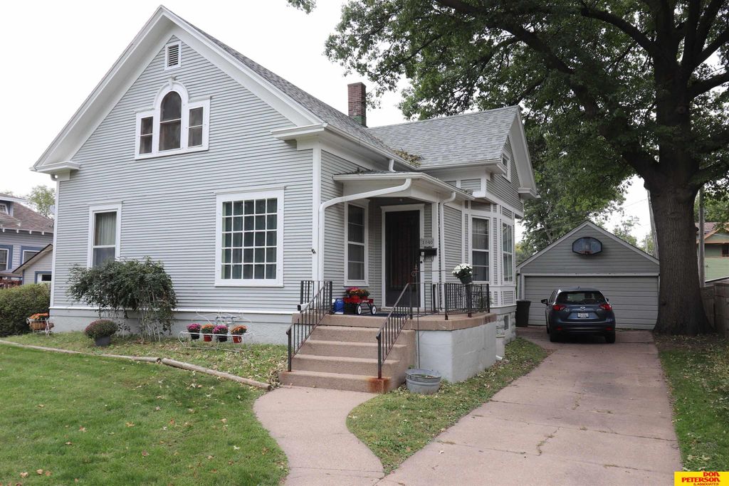 1140 N Main Street, Fremont, NE 68025