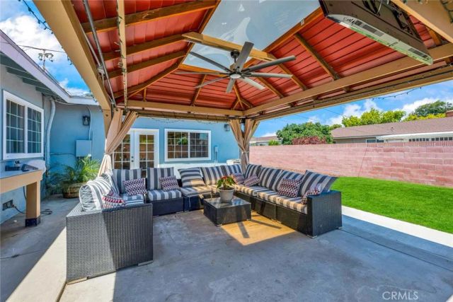 2137 W Cris Avenue West, Anaheim, CA 92804