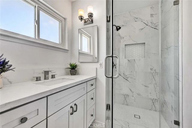 2137 W Cris Avenue West, Anaheim, CA 92804