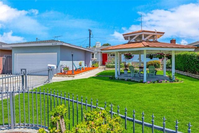 2137 W Cris Avenue West, Anaheim, CA 92804