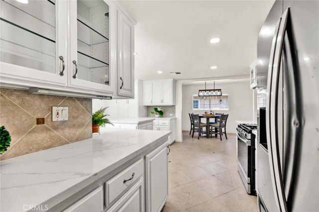 2137 W Cris Avenue West, Anaheim, CA 92804