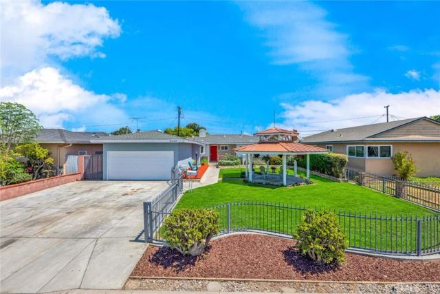 2137 W Cris Avenue West, Anaheim, CA 92804