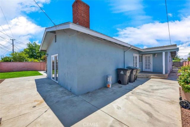 2137 W Cris Avenue West, Anaheim, CA 92804