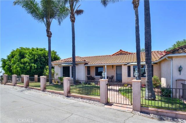 1553 Amate, La Habra Heights, CA 90631